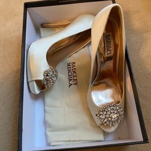 Ivory Badgley Mischka Heels